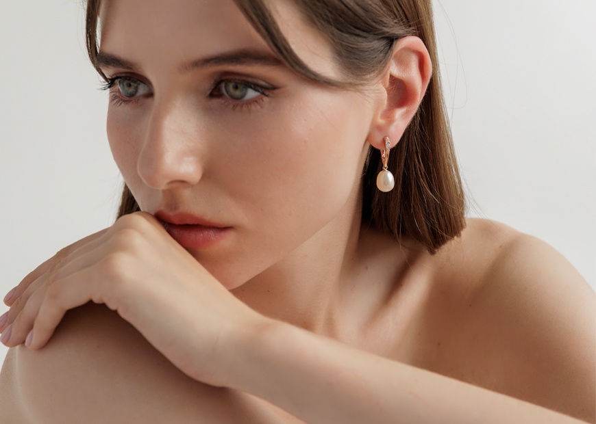 Gaura Earrings